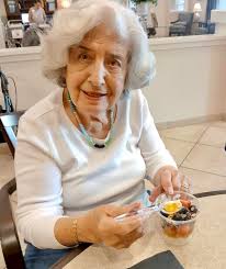 It's been busy in our community these past nine days! We welcomed our new  Executuve Director, Janeth Medrano, with a taco truck, all-staff meeting  and our Oak Club members. Our monthly tea