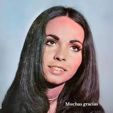 En Face somos 123,000! y en Insta somos 100,000, agradezco a todos de  corazón, gracias por seguirme, estoy muy contenta de compartir con ustedes  mi sentir. Les comparto esta foto de hace