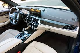 2017 Bmw 5 Series Offers 7 Series Tech For Less News Cars Com
