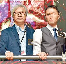 陳木勝（英語： benny chan muk sing ，1961年10月24日 －2020年8月23日） ，是香港男性電影監製、電影導演、電視台 編劇，尤擅動作電影，曾以《衝鋒隊怒火街頭》（1996年）、《雙雄》（2003年）、《新警察故事》（2004年）、《三岔口》（2005年）、《保持通話》（2008年）及《掃毒》（2013年）等作品，五度. é™³æœ¨å‹é¼»å'½ç™Œé€ä¸–éœ†é‹'éƒ­å¯ŒåŸŽæ‚¼è‰¯å¸« æ±æ–¹æ—¥å ±