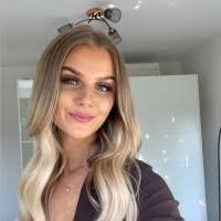 50+ "Sian Green" profiles