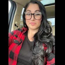 ᥫ᭡ ᴠɪᴄᴛᴏʀɪᴀ ʙᴀᴋᴇʀ ᴅᴇʟɢᴀᴅᴏ † (@all_smiles_xoxo) • Instagram photos and videos