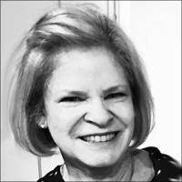 Jana Daly's Instagram, Twitter & Facebook