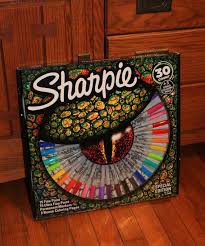 Its plastic tip allows for accurate, reliable lines but also has a small amount of give. 30 Count Sharpie Markers Limited Edition Box Set Pack Fine Ultra Fine Permanent Sharpies Reptile W Art Materials Sharpie Sharpie Fine