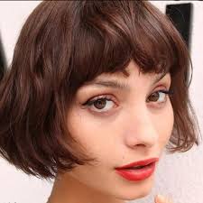 What are the differences between a bob and a French bob? A bob is a  short-to-medium haircut, typically reaching the jawline, while a French bob  is shorter than chin-length. Other differences include