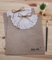 Bandejas de plástico, centros florales y centros para arreglos florales, bandejas y todo el material necesario para centros de mesa, jardineras de plastico, portacentros para centros florales y decorar flores Originales Ideas Con Blondas De Papel Todo Bonito