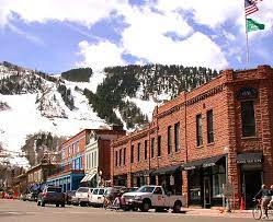 Some may be surprised to find it's a top romance destination—but after all that outdoor exercise, who wouldn't want to repair to. Aspen Colorado Wikipedia