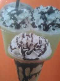 Jika berminat bolehlah kunjungi lokasi2 perniagaan kami seperti berikut: Pembekal Serbuk Ice Blanded Cara Cara Membuat Ice Blended 1 Masukkan 2 Senduk Kecil Serbuk Ice Blended Pilihan 2 Masukkan Ais 1 Cwn Besar 12oz 3 Kemudian Masukkan Air 3 4