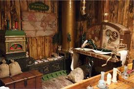 F amosa per essere la casa di babbo natale, la lapponia è una terra dalla natura incontaminata, situata all'interno del circolo polare artico. La Casa Di Babbo Natale In Lapponia Viaggiapiccoli