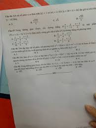Thực hành giải các đề trong bộ đề này sẽ giúp các em tự tin làm bài, hiểu rõ cấu trúc ngữ pháp, cách thức làm các dạng bài trọng âm, điền từ, đọc hiểu, tìm lỗi sai. Y2uscknbrzmw6m