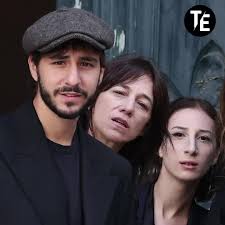 Les Trois Enfants D'Yvan Attal Et Charlotte Gainsbourg