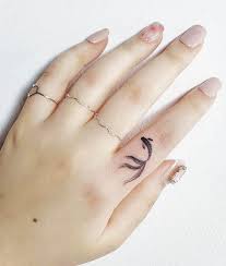 Mar 08, 2021 · wedding ring band tattoo is one of the most popular ring finger tattoo designs. 67 Unique Small Finger Tattoos With Meaning Our Mindful Life