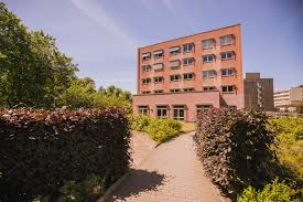 Surrounded by a number of the city's sights at the heart of the diplomatic district, so/ berlin das stue emanates the tranquility of a truly exceptional. Ersties Einschreibung Studium Hwr Berlin