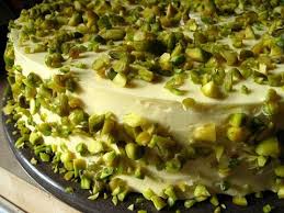 Altissima, buonissima, con tanto cioccolato, è il dolce perfetto per i veri golosi! Torta Al Pistacchio Youtube
