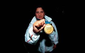 Los tres segundos que soraya jiménez debía levantar 127.5 kilogramos para ganar la medalla de oro en los juegos olímpicos sydney 2000 fueron percibidos como los más largos en la historia del deporte de méxico. Soraya Jimenez 1a Mexicana Medallista De Oro En Juegos Olimpicos Pasa Desapercibida A Ocho Anos De Su Muerte