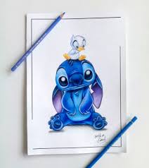 Dessin animaux mignons dessins mignons animaux adorables dessin stitch dessin noel dessins de personnages disney dessins disney fond d'écran totoro poupee halloween. Dessin Dessin Stitch Et Le Petit Canard Aux Crayons De Couleurs Galerie Creation
