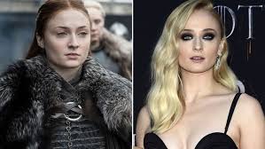 If you dare try to get between sophie turner and her juul, just know there might be tears. Hochzeit In Las Vegas Game Of Thrones Star Sophie Turner Ist Unter Der Haube Unterhaltung Stuttgarter Nachrichten