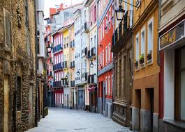 Touristeninformation über vitoria, die hauptstadt des pais vasco. Vitoria Gasteiz Spanien 3 Marz Typische Streel In Vitoria Baskenland Lizenzfreie Fotos Bilder Und Stock Fotografie Image 77865641