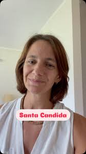 Esta ilustración que tanto transmite es parte del libro universos fugaces  que hicimos junto a: @casitas_de_papel @pilar.centeno.ilustradora  @casitas_de_papel Que la disfruten! #casa #mudanza #emocion #volar  #despedida #bienvenida