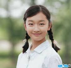 Performer Chau Dong Vu profile: Age/ Email/ Phone and Zodiac sign