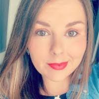 Amanda Whitehill's Instagram, Twitter & Facebook