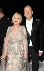 Storia della vita di sandra milo, attrice italiana. Venezia 2019 Sandra Milo Sul Red Carpet Col Nuovo Fidanzato Chi E