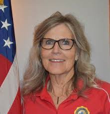 Cari Lamb's Instagram, Twitter & Facebook