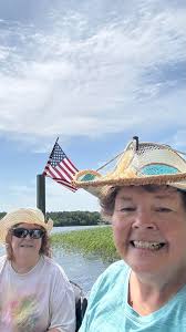 Who can recommend a contractor for building a deck and screen enclosure  near Grand Rapids?