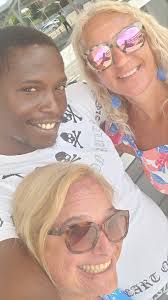 How to contact Thomas Graves, personal driver in St Thomas?