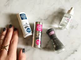 Sep 23, 2020 · gels can certainly weaken the nails if they are peeled or pried off the nail, which can strip layers of the natural nail, or if the nail if over buffed prior to gel application. 3. Trying Out A New Gel Polish No Uv Light Needed Oui Emmy