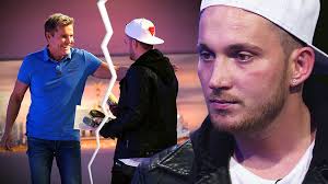 Besonders gute kandidaten haben die möglichkeit, den recall in deutschland zu überspringen und direkt in den auslandsrecall nach südafrika zu kommen. Dsds 2017 Kandidat Alfons Kreischer Bekommt Dieter Bohlens Goldene Cd Aberkannt