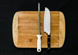 Ceramic knives are famous for their super sharp edges, but even the best might need to be sharpened every now and then. How To Sharpen Ceramic Knives Three Easy Ways To Do So Simply Healthy Family