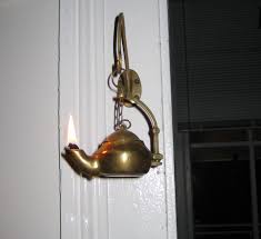 File Brassoliveoillamp1 Jpg Wikimedia Commons