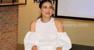 Morgan oey, pamela bowie, aurelie moeremen, jovial da lopes sinopsis gagal move on. Pamer Foto Mesra Luna Maya Dan Morgan Oey Pacaran