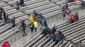 Today, the nascar cup series is set for the green flag at martinsville speedway. Snow Forces Nascar To Postpone Cup Race At Martinsville