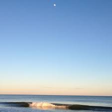 Was built in 1907 and is on a 2.01 acres lot. Gibson Beach Sagaponack Ny Seaside Fl Beach Shelter Island