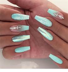 Celebrities like cardi b and rihanna flaunt their coffin nail designs on social. Attractive Acrylic Green And Blue Glitter Coffin Nails Miladies Net