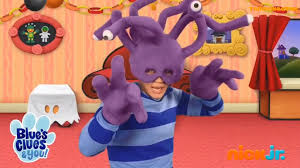 Blue S Clues And You Costume Party With Blue Josh Is Dressed As A Space Alien Blues Clues Blue S Clues Happy Halloween