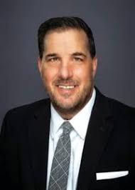 Hecht named Citizen of the Year at CAAs