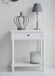Get Inspired With This Modern Console Table Discover More Modernconsoletables Net Consoletable Small Hall Table Small Console Tables White Console Table