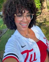 Whitney Hooper's Instagram, Twitter & Facebook