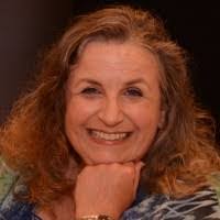 Melinda Robey's Instagram, Twitter & Facebook