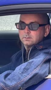 In the last PMx for the the year @dyslecta traverses a spectrum of low end  techno and percussive sonics Tracklist 1. Emeka Ogboh