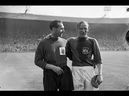 The players of manchester city football club, a side with a good chance of winning the league championship. Manchester City Goalkeeper Bert Trautmann Plays 1956 Fa Cup Final With Broken Neck Youtube