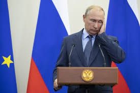 Спустя три года после того, как вирус зомби распространился и уничтожил почти всю страну. Oficjalnie Zadam Zona Nawalnego Napisala Do Putina