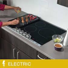 Frigidaire Professional 30 In Electric Cooktop With Powerplus Technology Frigidaire Professional Cooktop Electric Cooktop