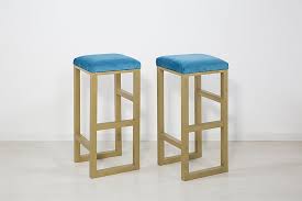 Consta de un asiento en la parte superior, conectado a un. Haz Un Taburete Alto Con Mucho Estilo Leroy Merlin