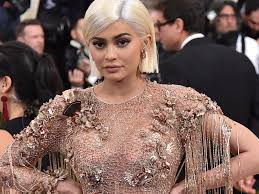 Reality television series keeping up with the kardashians. People Think Kylie Jenner S Instagram Photo Shows She Is Pregant