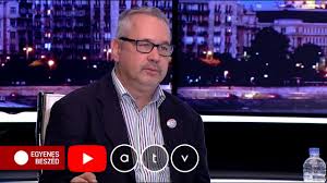 Bár ő maga ugyan „végsőkig az alkotmányos rendszer híve, a tömeg azt szeretné, hogy az ellenzék ne vegyen részt a. A Nap Hire Simon Andrassal 2020 12 11 Youtube