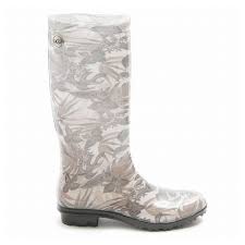 Crafted with a leather upper, these stylish boots feature water and stain resistance alongside the new treadlite branded sole. Ugg Shaye Island Floral Tropical Black Black Beige Multi Pattern Rain Boots Ladies Jshoppers Com